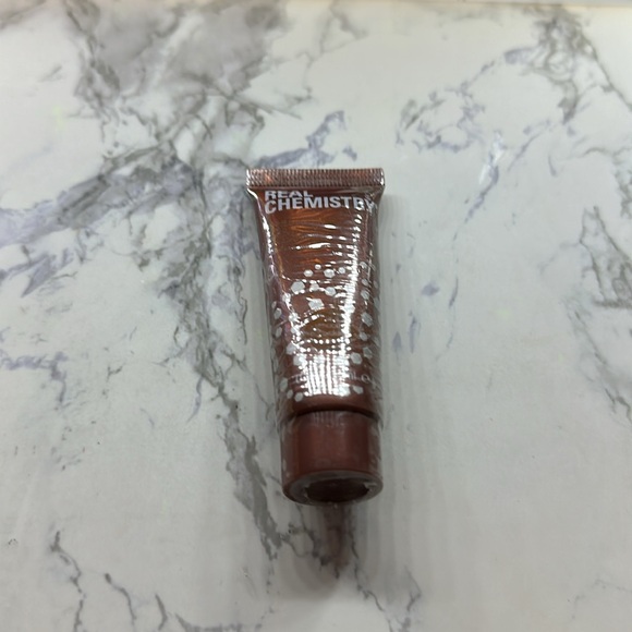 Real Chemistry Fresh-Start Foaming Cleanser - Picture 3 of 3